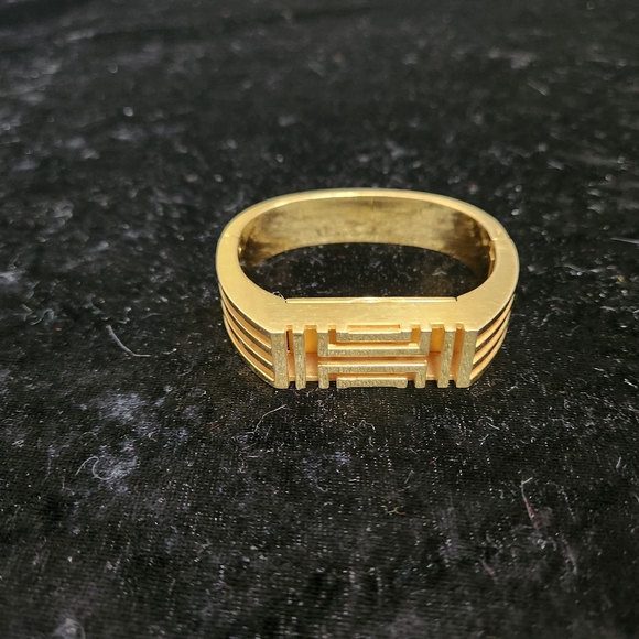 Tory Burch Gold Color FitBit Bracelet - Picture 2 of 15